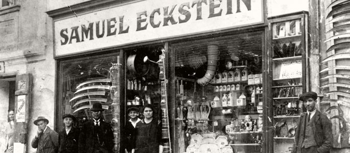 Bratislava, Samuel Eckstein’s store before the war Bratislava, Samuel Eckstein’s store before the war
