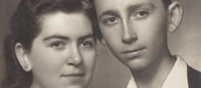 Bratislava, 22 January 1942. The reverse side of the photograph reads: “A memento from Neli” Bratislava, 22 January 1942. The reverse side of the photograph reads: “A memento from Neli”