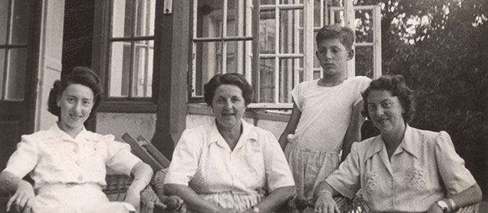 David and Lily Fischer's garden; Bratislava, the early 1940s