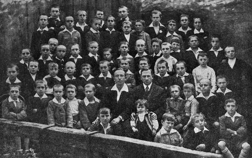 Yehoshua Halaf's school in Plonsk, 1931-1932 Yehoshua Halaf's school in Plonsk, 1931-1932
