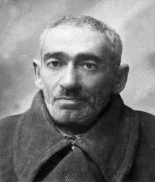 Avraham Stamberg, owner of the bakery in Plonsk. Avraham was deported to Auschwitz on 2 December 1942 where he was murdered. His son Yaakov survived and emigrated to Israel Avraham Stamberg, owner of the bakery in Plonsk. Avraham was deported to Auschwitz on 2 December 1942 where he was murdered. His son Yaakov survived and emigrated to Israel