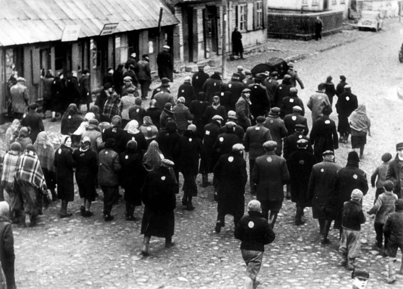 A group of Jews during an Aktion in Plonsk , 1940 A group of Jews during an Aktion in Plonsk , 1940