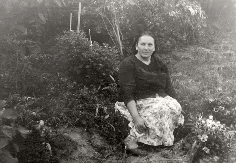 Antonina Gordey, 1948 Antonina Gordey, 1948
