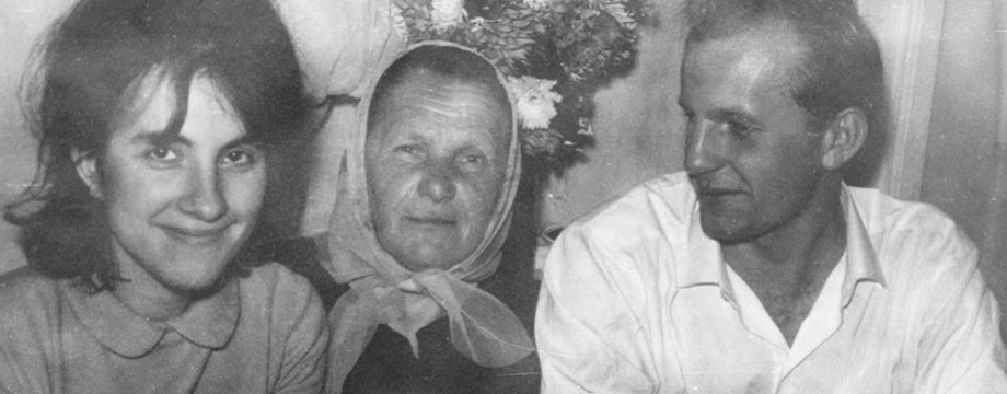 Antonina Gordey with her son Vladimir and his wife, 1965