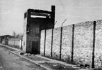 Guard tower and part of the wall surrounding the Gęsiówka labor camp Guard tower and part of the wall surrounding the Gęsiówka labor camp