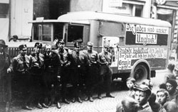 Würzburg am „Tag des Boykotts", 1. April 1933