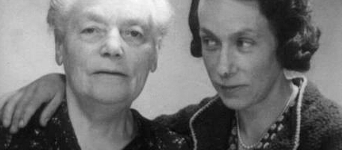 Bertha Schwarz and her daughter Julie