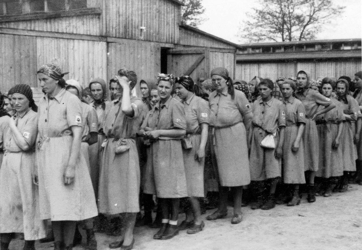 Jewish women prisoners in front of the barracks