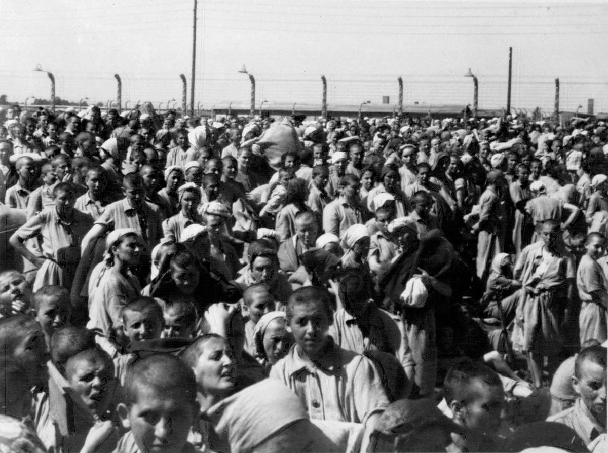 Jewish women prisoners