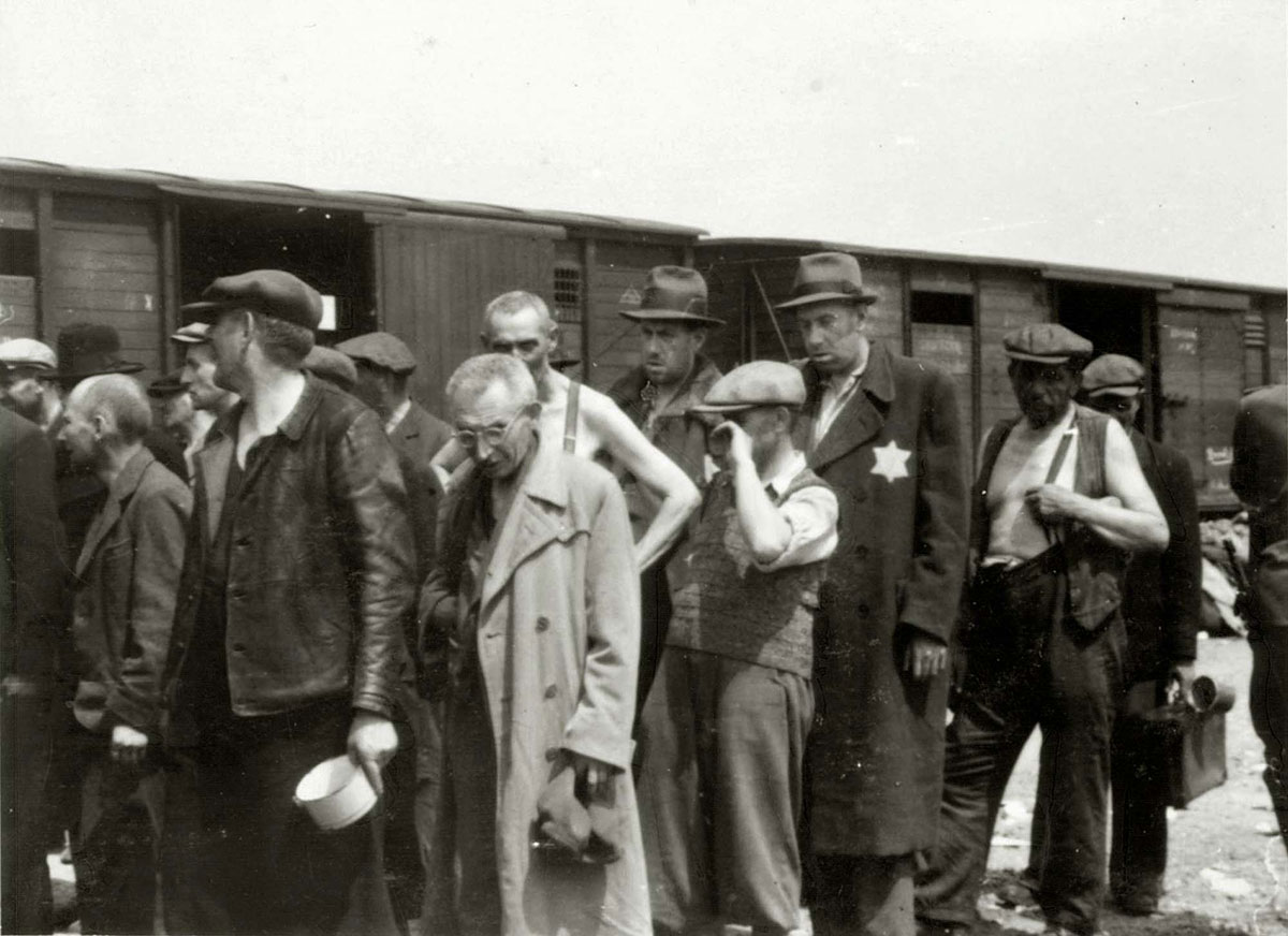 Jewish men on the platform before selection