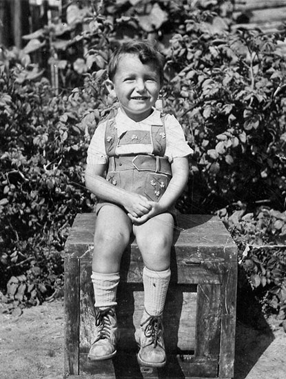 Moshe Rosenblum (pictured here), who along with his parents and grandparents were rescued by the Vobolevičius’ family