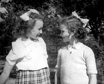Stefa Fromer (left) and Jasia Gandz (right) in the children home in Otwock, Poland, after the war