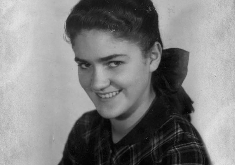 Ruth Glowinski (later Marks) at the Mizrahi children's home in Strasbourg, France, 1947