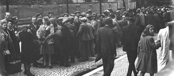 Youngsters waiting for a train bound for Western Europe, Bratislava, 1946