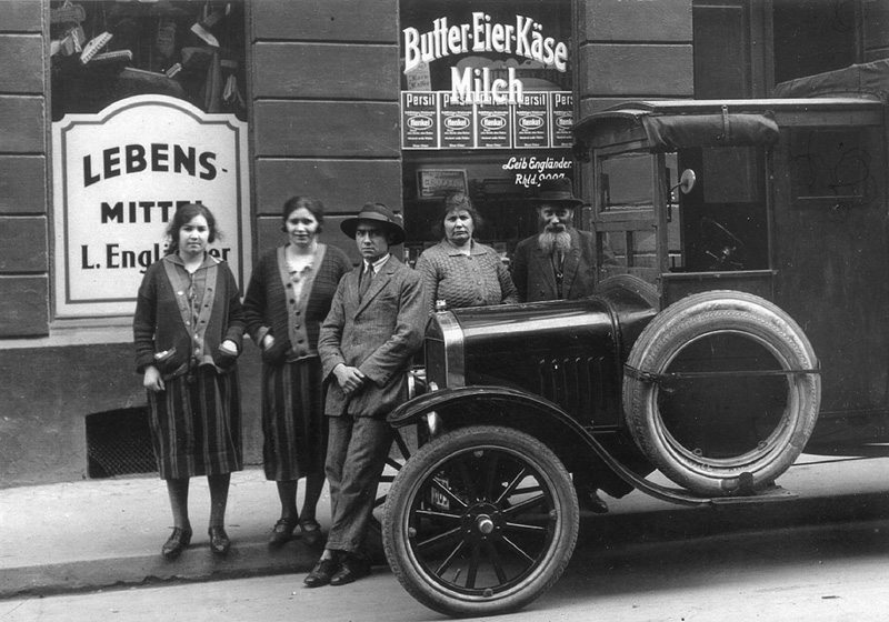 In front of Yishaya and Leah Engländer's grocery store.  Köln, Germany, prewar