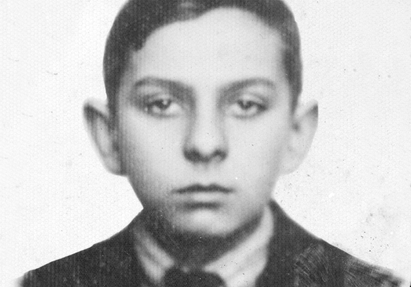 שמואל-מילק שור בילדותו. קרקוב, לפני המלחמה