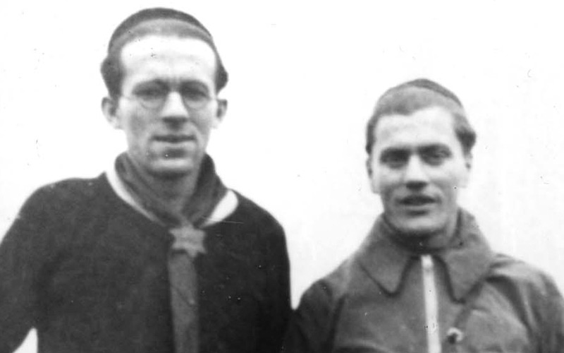 Left: Léo Cohn in EIF Scouts uniform with a friend