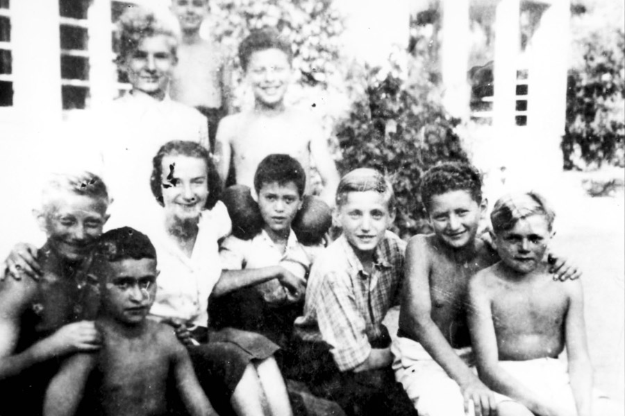 The older group of boys in Otwock in the summer of 1945 with their teacher Eda Sternes