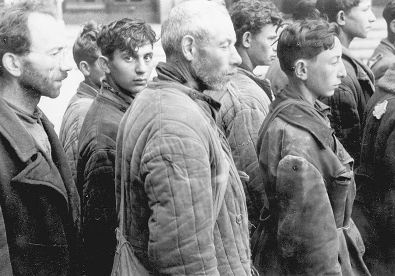 Jews in the Minsk ghetto