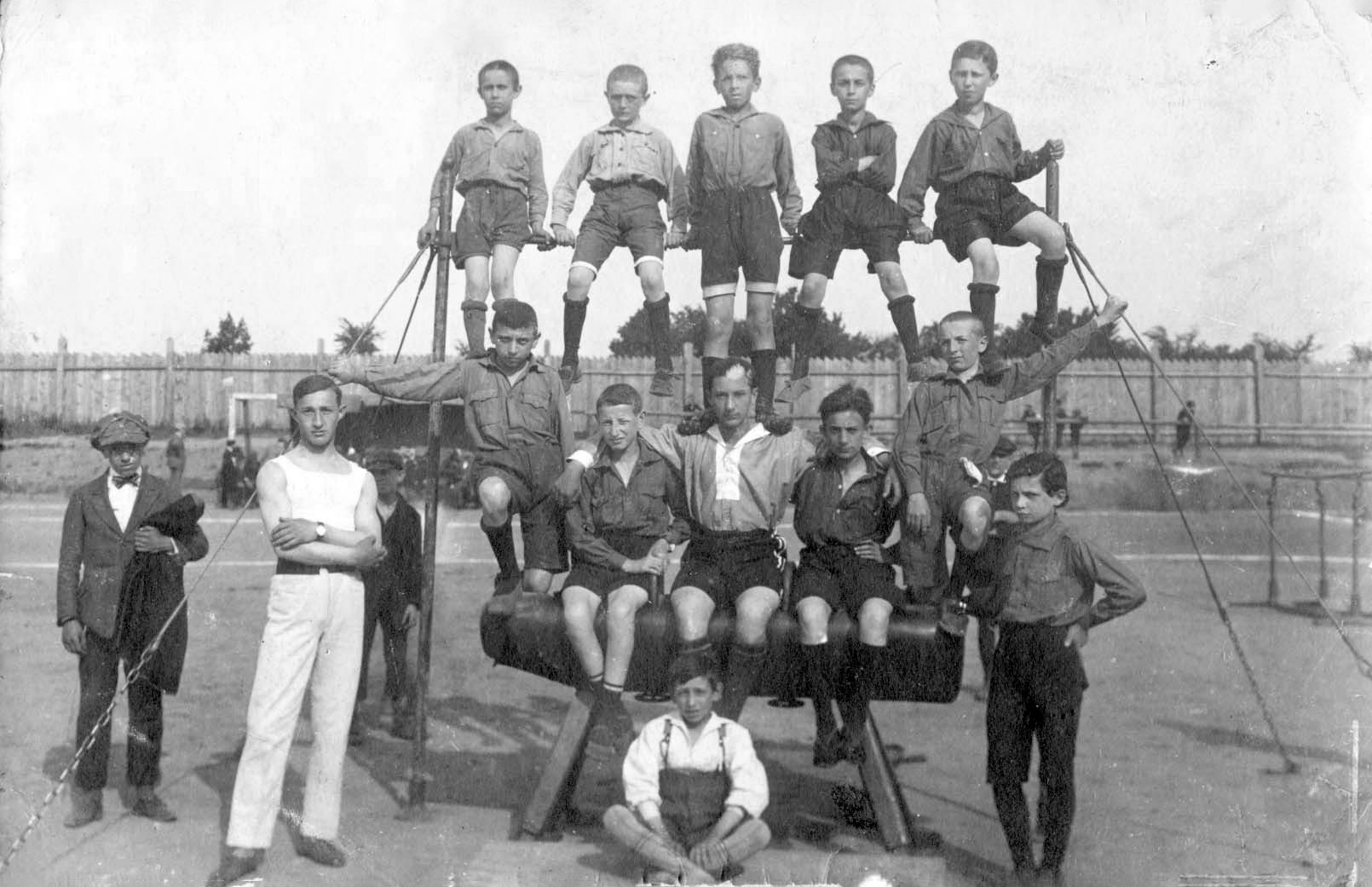 Group of children at a gym class. Tarnow, Poland, 1921