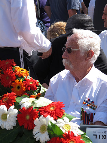 Galerie de photos - Conmemorando Yom Hashoá en Yad Vashem