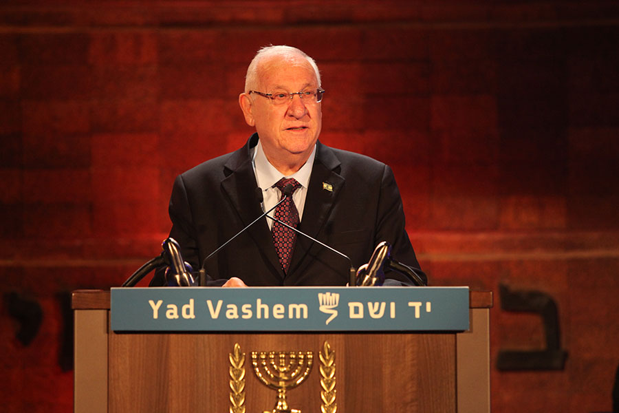 El Presidente de Israel Reuven Rivlin durante su discurso en la ceremonia oficial de apertura del Día del Recuerdo del Holocausto y el Heroísmo