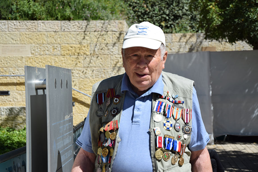 Mirando el pasado - Conmemorando Yom Hashoá en Yad Vashem