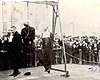 Тернополь, Украина. Публичное повешение евреев.
