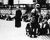 Бромберг, Польша. Группа поляков, включая ксендза, перед их расстрелом.