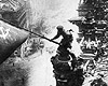 Берлин, Германия, 30/04/1945. Водружение советского флага над рейхстагом.