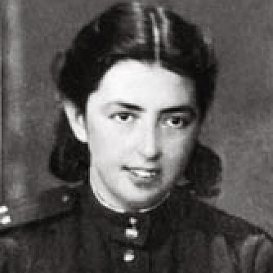 Белла Цукерман